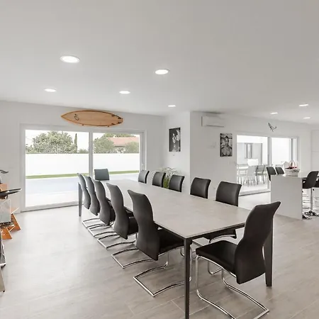 Chill Villa - Luxury villa with jacuzzi&private swimming pool