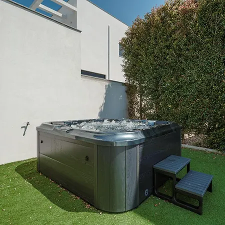 Chill Villa - Luxury villa with jacuzzi&private swimming pool Villa *